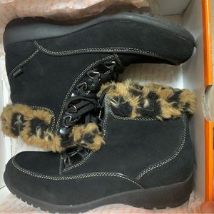 ❄️❄️Womens booties❄️❄️